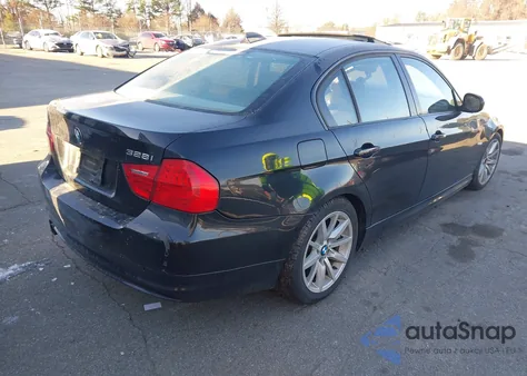 2010 BMW 328I z USA, uszkodzony, nr VIN WBAPH7C56AE130454